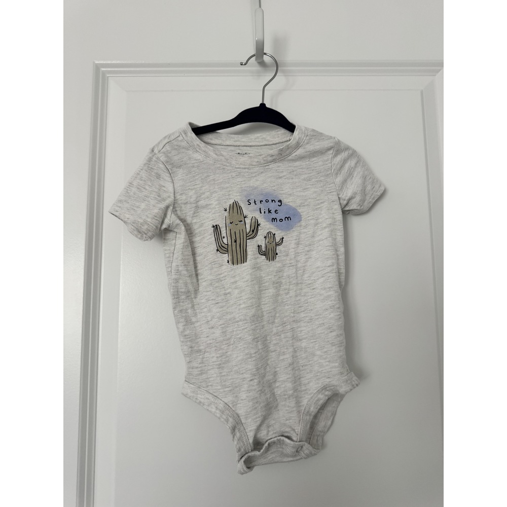 Carter's Strong like Mom Onesie Size 18mo